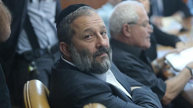 ביקורת חריפה. השר אריה דרעי 