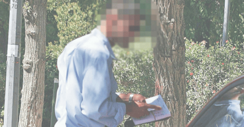 פקח עיריית ירושלים עקב אחרי תושב העיר עד לביתו — בשביל למסור דו״ח (צילום המחשה: חיים צח) פקח עיריית ירושלים עקב אחרי תושב העיר עד לביתו — בשביל למסור דו״ח
