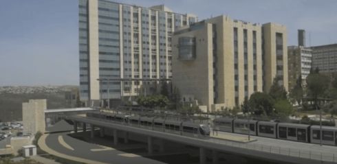 הדמית הרכבת להדסה עין כרם. הדמיה: תכנית אב לתחבורה ירושלים