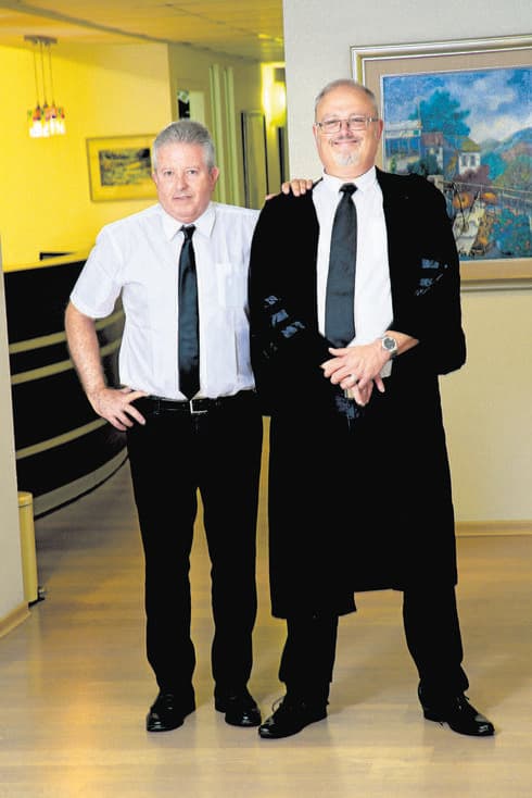 "מי ינצח בבית המשפט: הגאון, החכם או צדקוני". עודד ויגאל צדקוני| צילום: ריאן