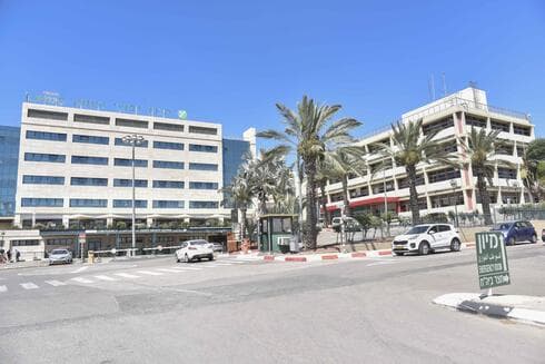 המרכז הרפואי העמק (צילום: שרון צור) המרכז הרפואי העמק