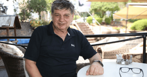 יצחק שום