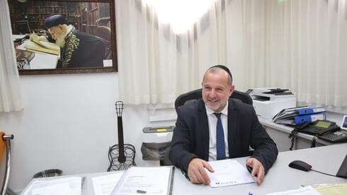 ברנז. שמח על הפלת התוכנית