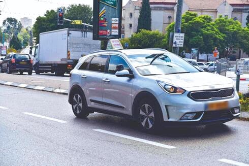 "לא השלמתי את כל השיעורים והם חייבים לי שני טסטים". מבחן נהיגה