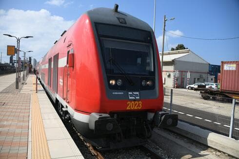 לא תתאפשר נסיעה רציפה ברכבת בין תחנות ת"א וחיפה. רכבת ישראל