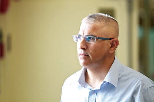 חזי ברזני. עד מדינה