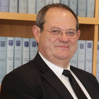 עו"ד משה גלעד
