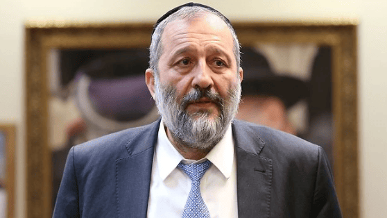 אריה דרעי. ״בלב כואב ושבור התבשרתי על פטירתו של ידידי" (צילום: אלכס קולומויסקי) אריה דרעי
