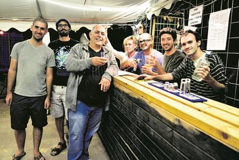 פאב המפלצת. (צילום ארכיון: רפי קוץ) פאב המפלצת.