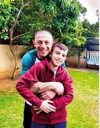 עם אבא. "הוא בשלן מעולה" 