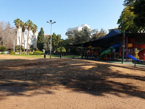 גן הפלסטיק ברחובות