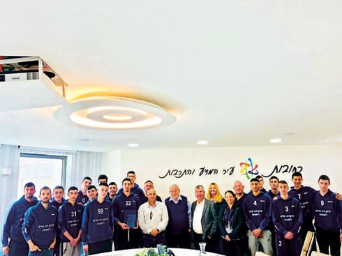 ביקור ספורטיבי בלשכת ראש העיר