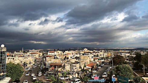 טירה. "אתה יכול להעביר 250 אלף תושבים לרשות הפלסטינית?" 