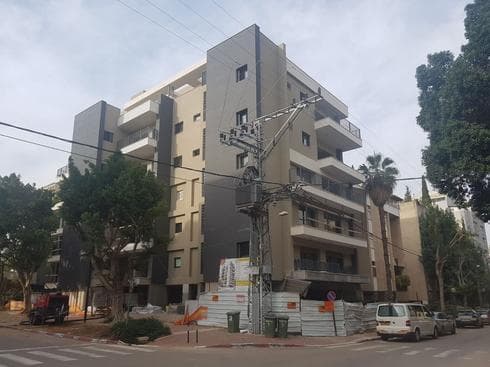 תמ"א 38 ברחוב הרקפת כפר סבא