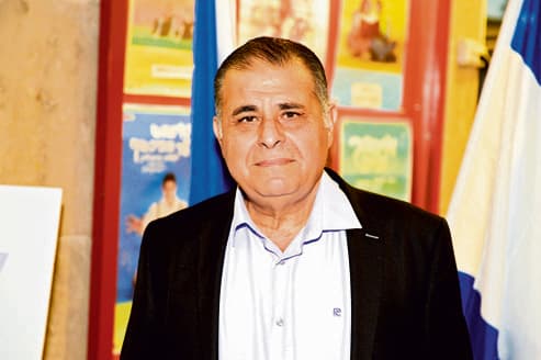 ניסים 