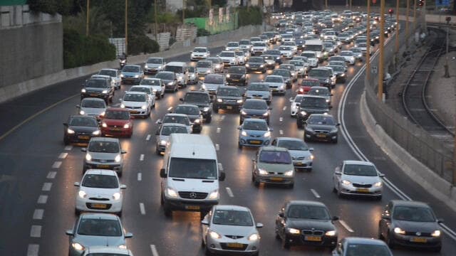 תנועה בגוש דן