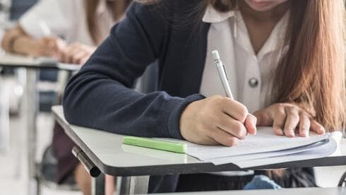 נשירה מעטה מבתי הספר (צילום: shutterstock) בחינת בגרות