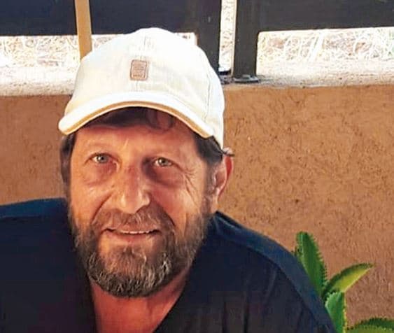 עמוס גוטליב. "בתקופה שהשתחררתי מהצבא, כל מי שפגשתי, הייתי מתחיל לספר לו על המלחמה, כאילו שזה עומד לי על קצה הלשון" 
