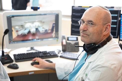 ד"ר דרור דיקר, מנהל פנימית ד'