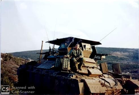 דורון חייט במוצב כרכום 