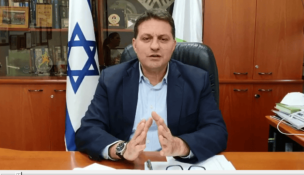 חיים ביבס