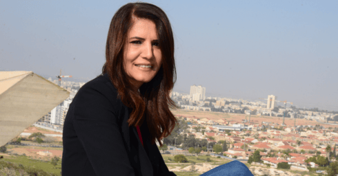 אלונה ברקת. ההחלטה היא סופית.