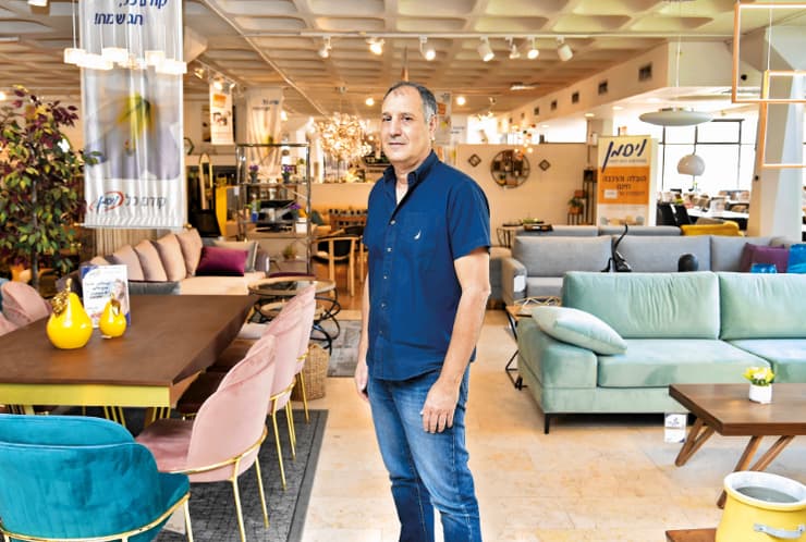 יעקב נבון מ'ויסמן רהיטים'