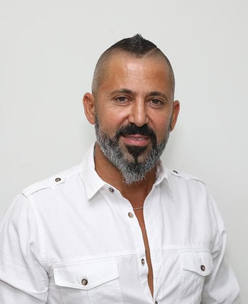 יורם אביסרור. מיזם מיוחד