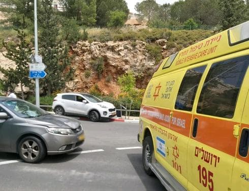 זירת התאונה סמוך לגן החיות התנ"כי
