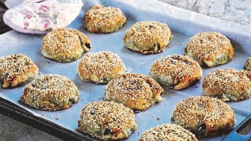 אפשר גם: למלא בחצילים
