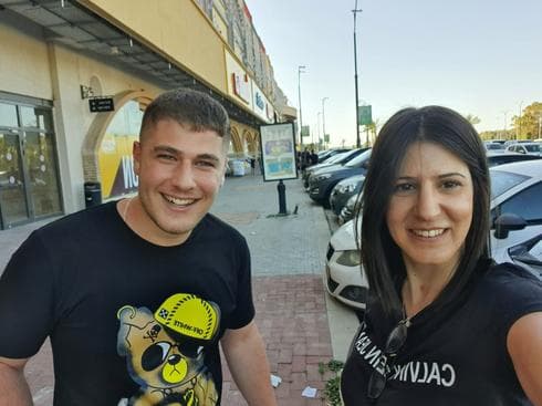 גדי פניבילוב במתחם מול החוף וילג' חדרה