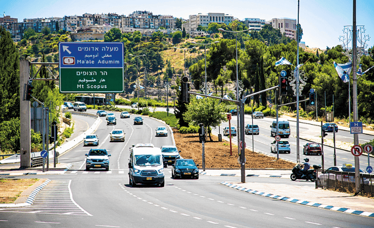 ניסיון להילחם בתאונות הדרכים. ציר גולדה מאיר