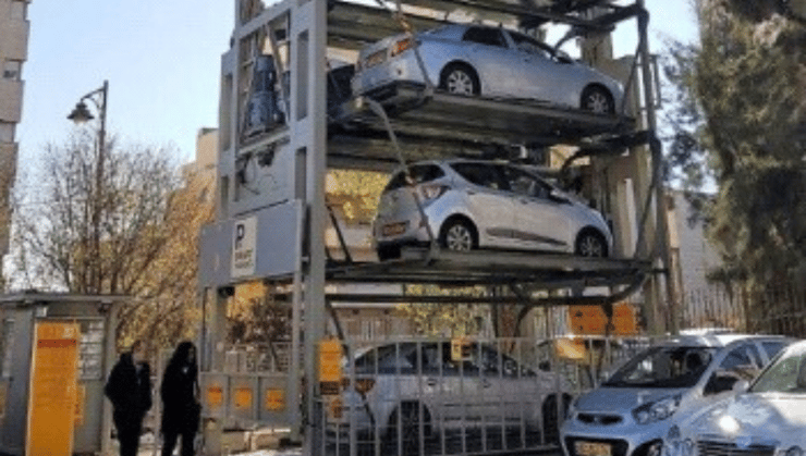 מתקן חניה מדגם קרוסלה