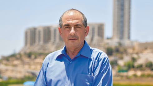 חביליו 