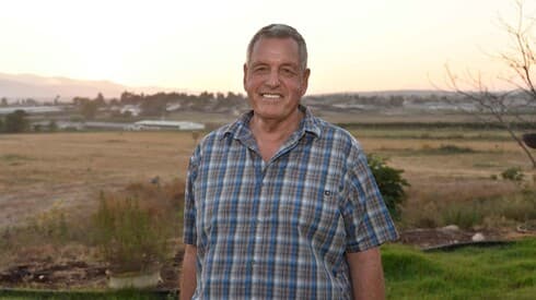 אייל בצר