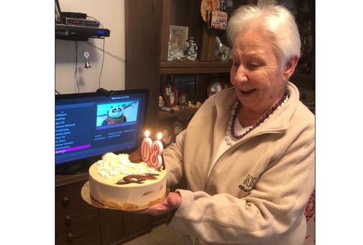 פרידה ביום הולדתה ה-80- בינואר השנה