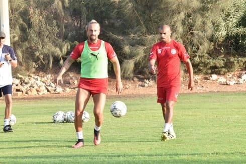 ראובן גל וג'ניה ברקמן. שוב ביחד (צילום: שרון צור) ראובן גל וג'ניה ברקמן