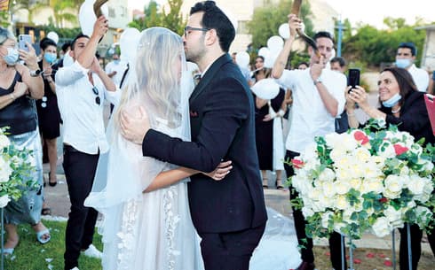 איתמר וטל אבוקסיס 