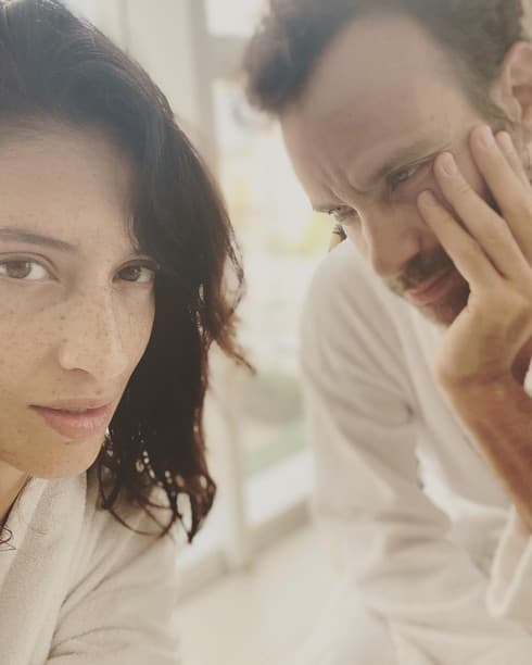 ט"ו באב בסוויטה מפנקת - ירון ברובינסקי עם בת הזוג מירב שירום 