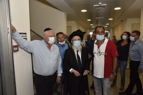 מזל טוב (צילום: שרון צור) אצטדיון גרין בנוף הגליל