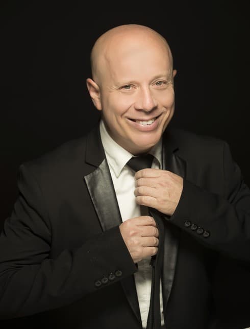 דוד זבה. אחראי על העיבודים של השירים