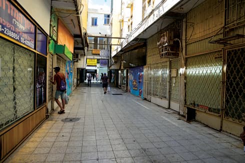 פסאז' שרול השבוע. "אנשים בקושי מגיעים לכאן"