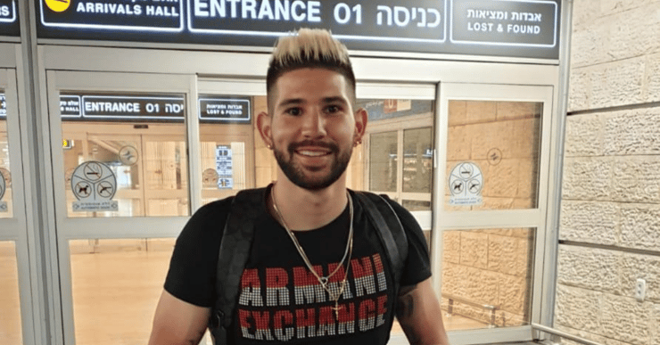 ג'ונתן אגודלו. ייכנס לנעליים של בן שהר?