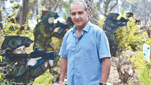 שמעון מור
