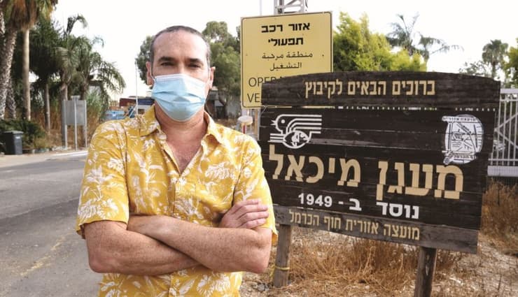 אורי שור. "הקיבוץ החליט להפוך את רצועת החוף לשטח פרטי" (צילום: אלעד גרשגורן) אורי שור. "הקיבוץ החליט להפוך את רצועת החוף לשטח פרטי"