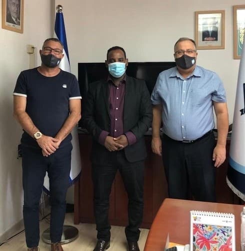 פגישה בלשכה. דוקורסקי, ח"כ גדי יברקן וטרגן