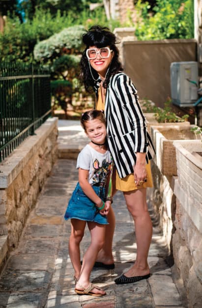 הדס דיקשטיין ובתה