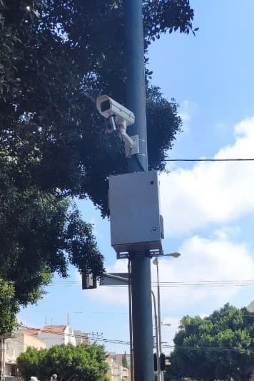 אכיפה מצולמת בפתח תקוה (צילום: עיריית פ"ת) אכיפה מצולמת בפתח תקוה