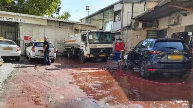 תחנת הדלק הפיראטית בשכונת רוממה