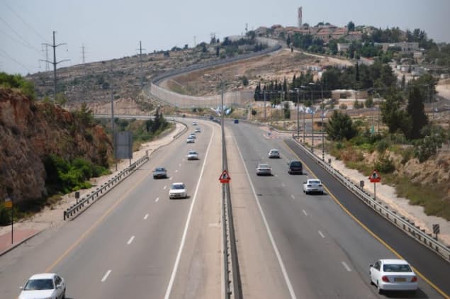 כביש 443
